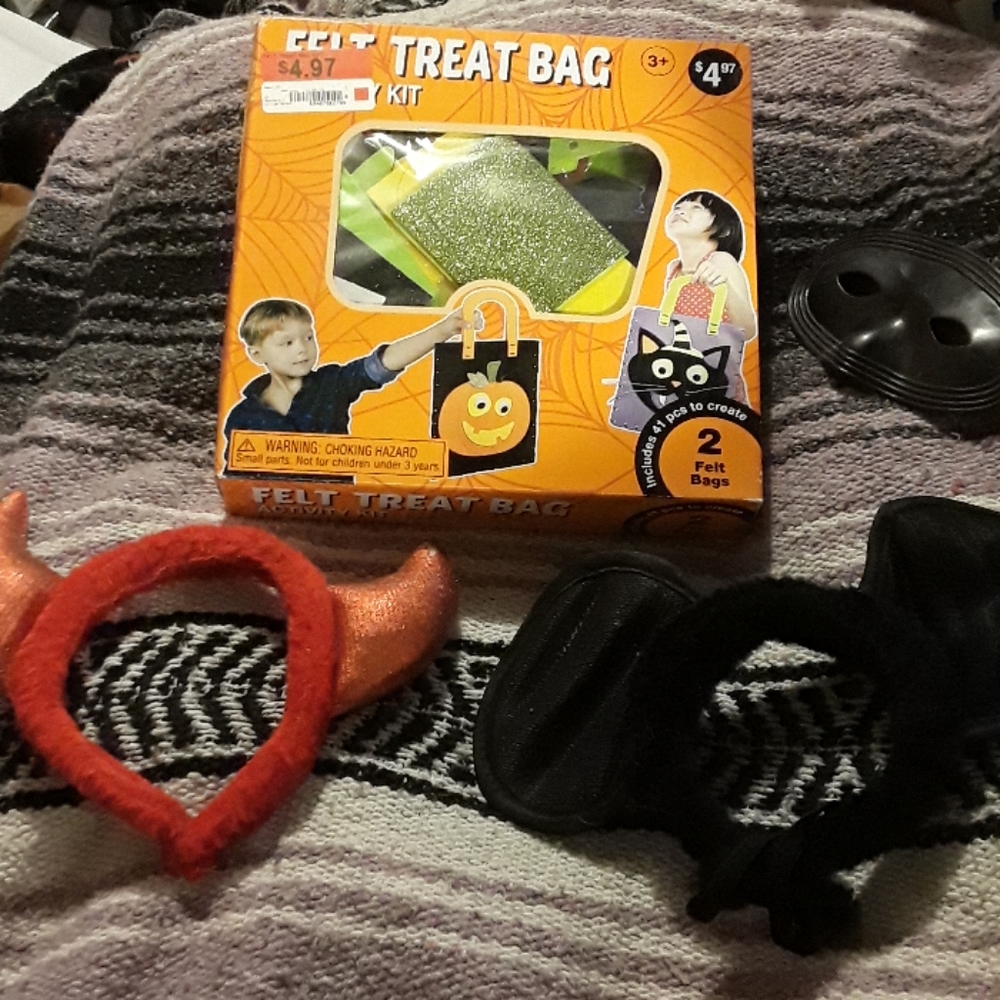 Make your own Halloween Treat Bag/Felt/NWT - Picture 1 of 8